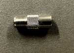 Axing Coax Plug/f-socket - Cfa 5-00 Adapter F Iec Iec-stecker Auf F-buchse