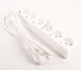 Bachmann Six-way Trailing Socket - 381 241s Selly 6-way Power Strip 1 5m White H05vv-f 3g1 50mm² With Increased Touch Protection